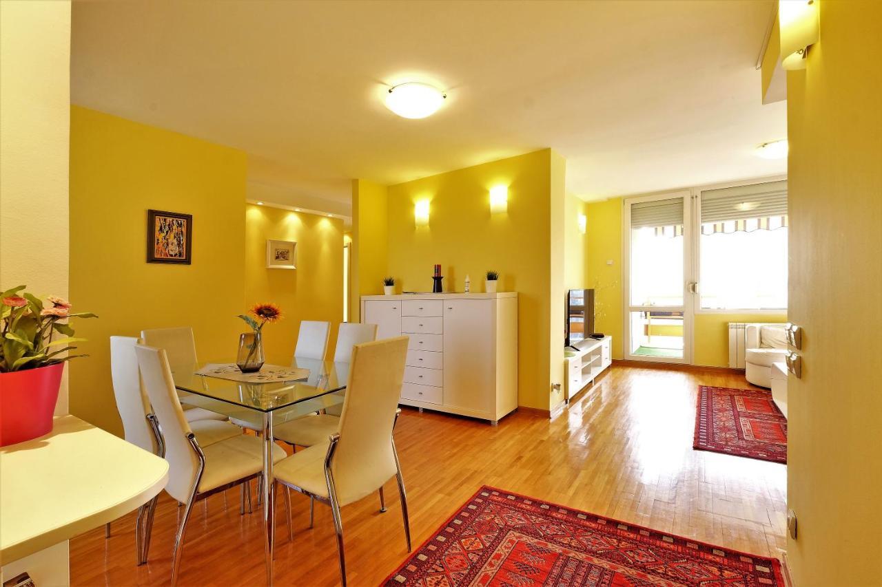 Apartment Bella Art Belgrado Buitenkant foto